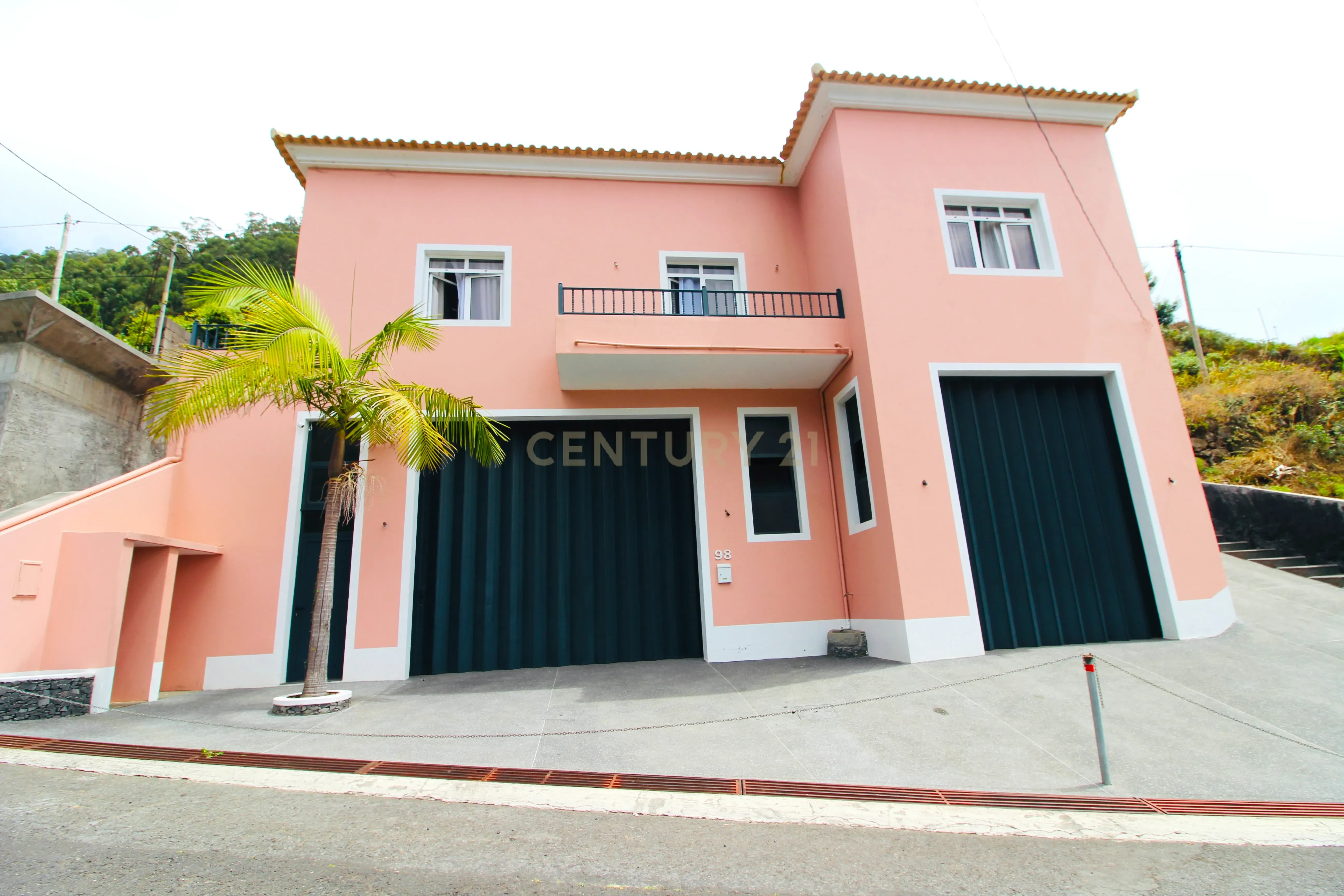 Moradia T4 - Campanario - Ribeira Brava - Image 2