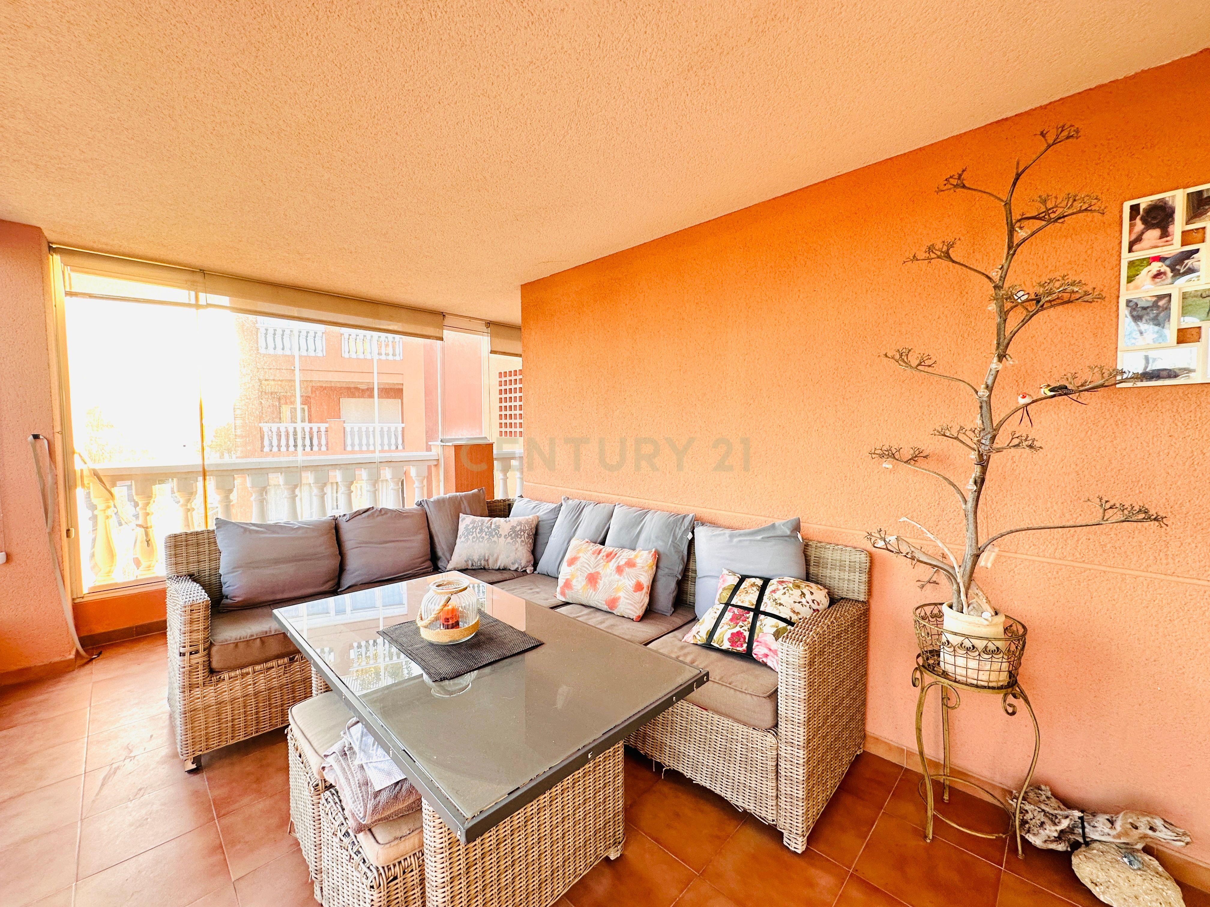 Apartamento Espaçoso em Almería - 3 Quartos e 2 Casas de Banho - Image 4