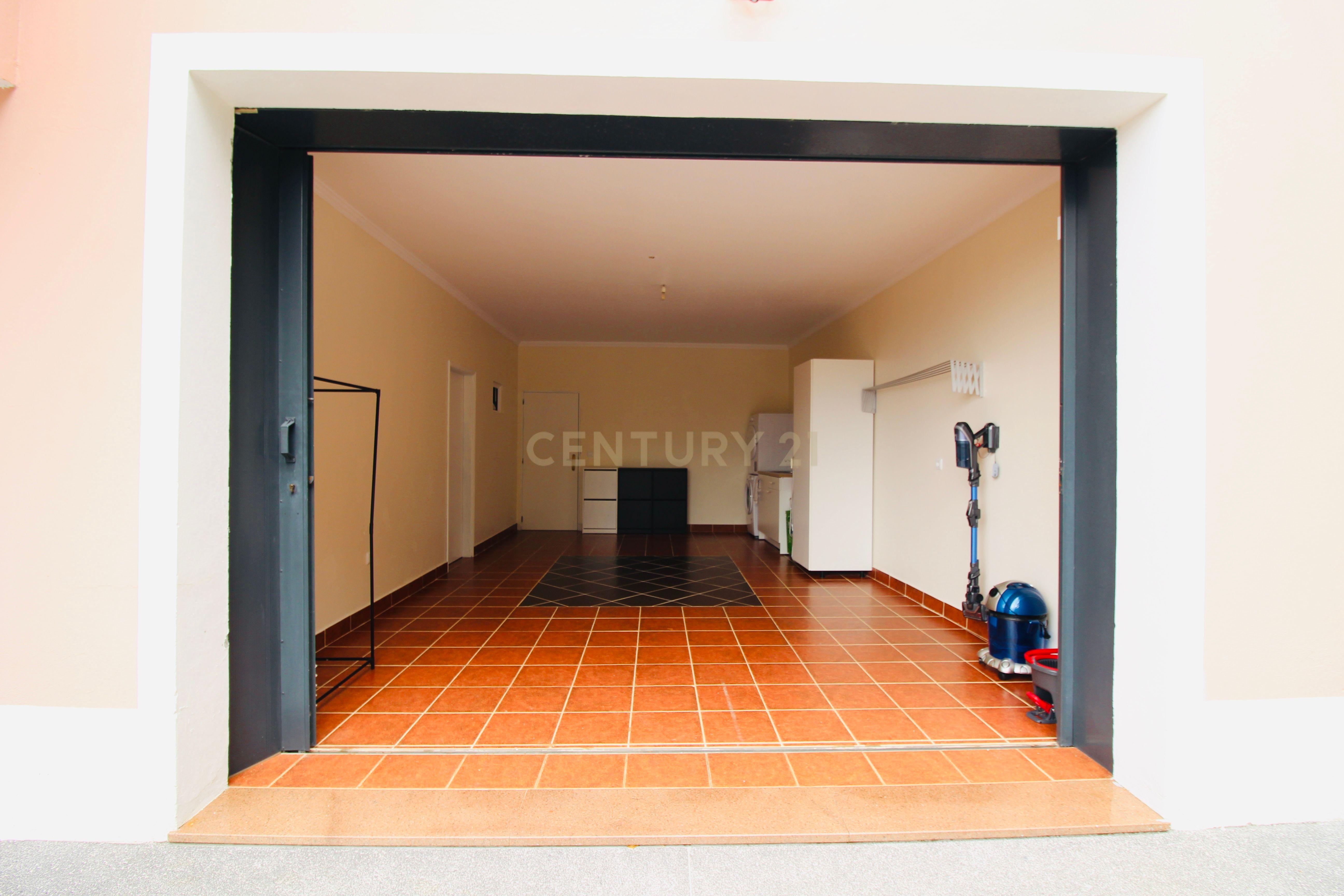 Moradia T4 - Campanario - Ribeira Brava - Image 16