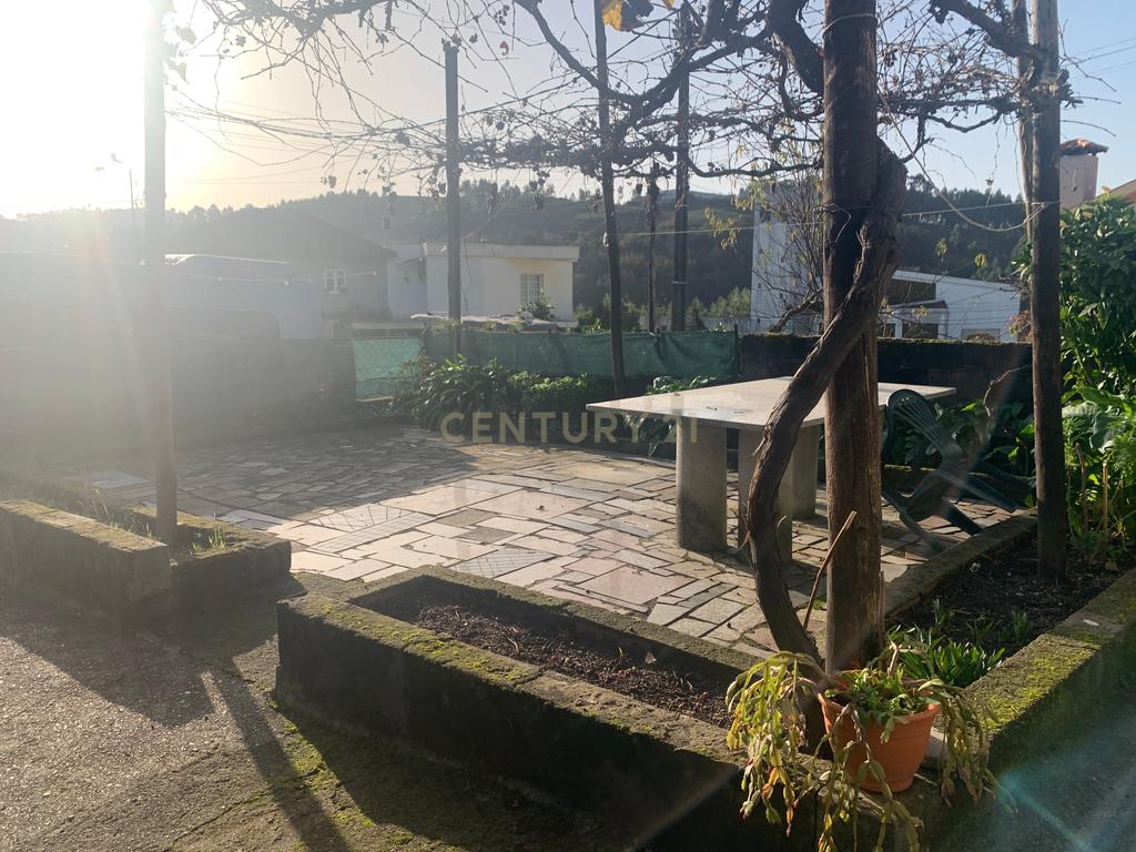 Casa Térreana Cerdeirinhas , Vieira do Minho - Braga com Terreno - Image 14