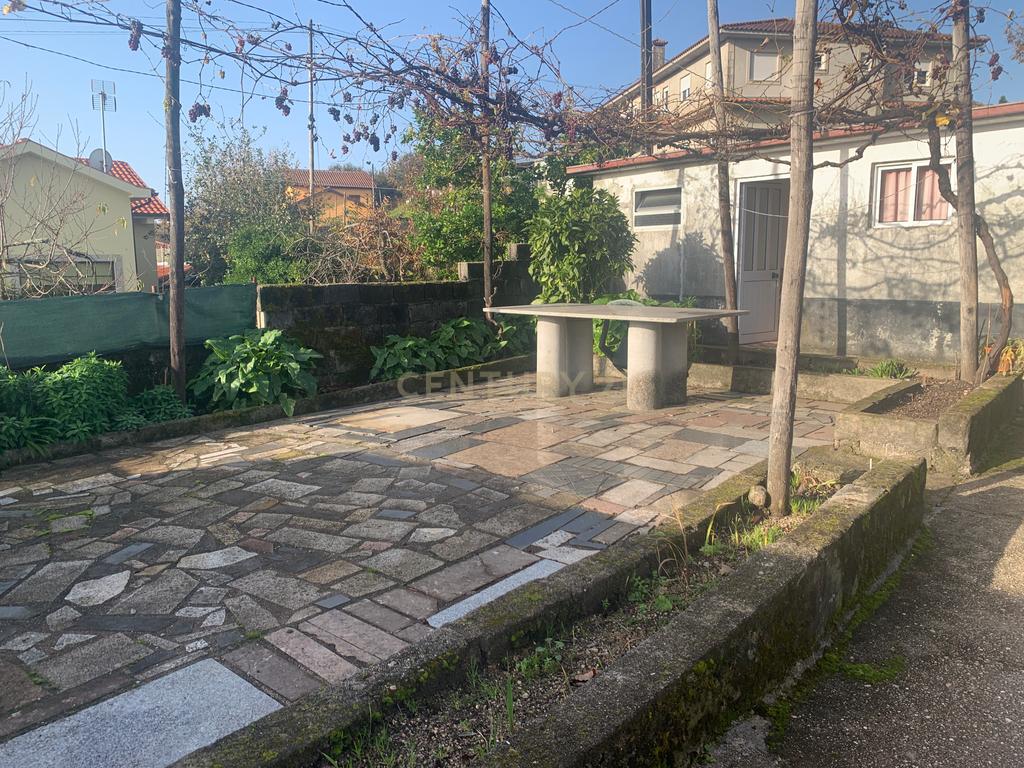 Casa Térreana Cerdeirinhas , Vieira do Minho - Braga com Terreno - Image 5