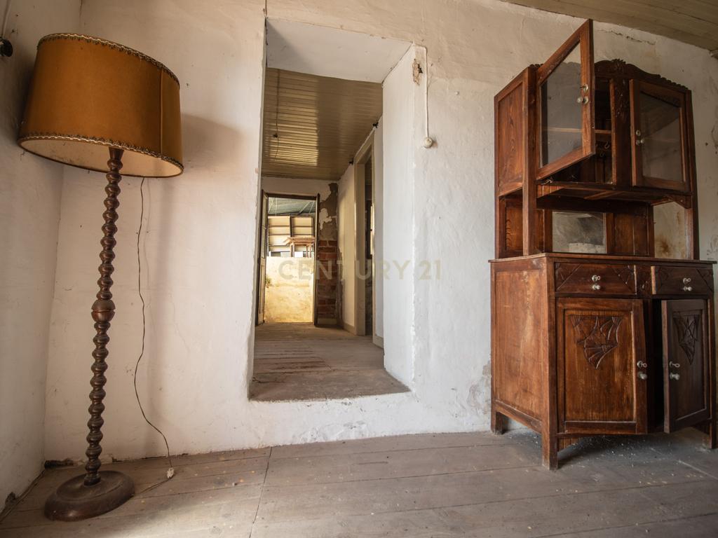 Casa para Recuperar em Montemor o Velho - 4 Quartos, 166m² - Image 36