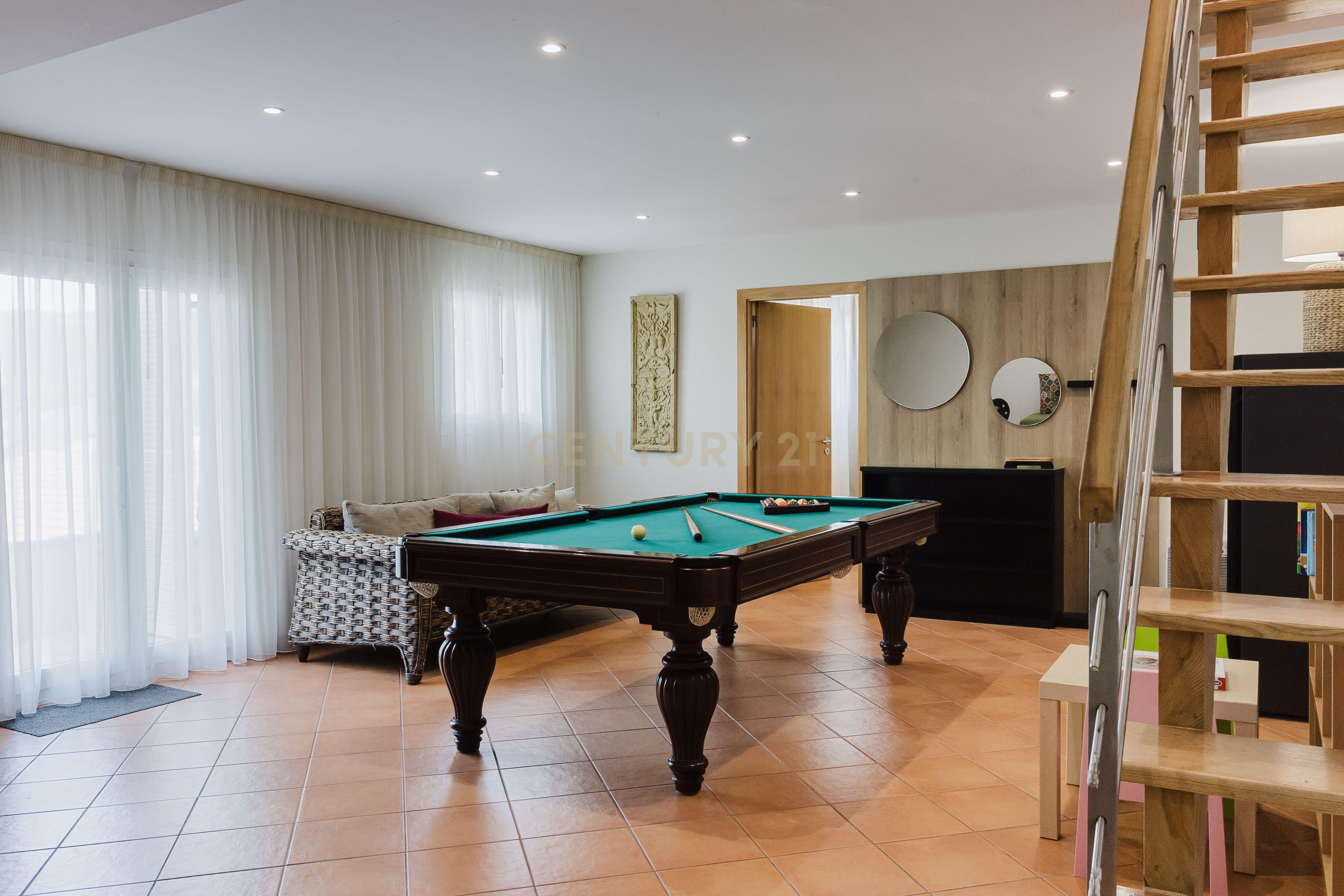 Casa Exuberante T4 com Piscina e Jacuzzi junto ao Rio na zona do Gerês - Image 44