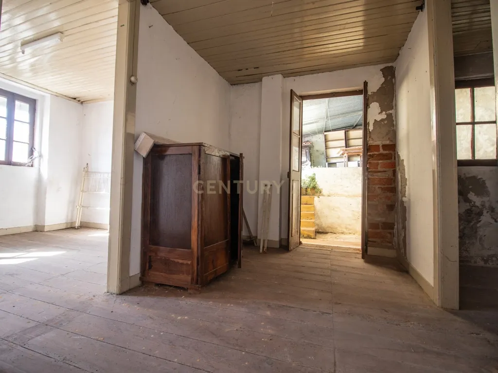 Casa para Recuperar em Montemor o Velho - 4 Quartos, 166m² - Image 38