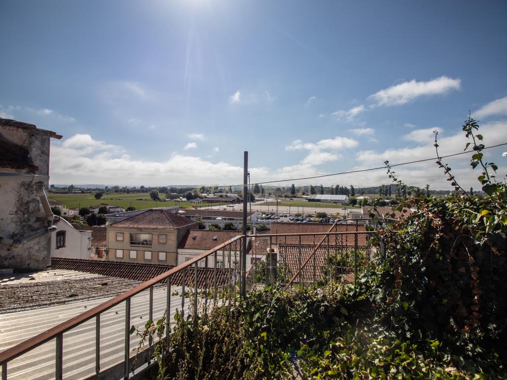 Casa para Recuperar em Montemor o Velho - 4 Quartos, 166m² - Image 42