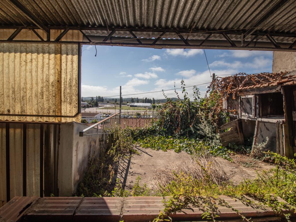 Casa para Recuperar em Montemor o Velho - 4 Quartos, 166m² - Image 43