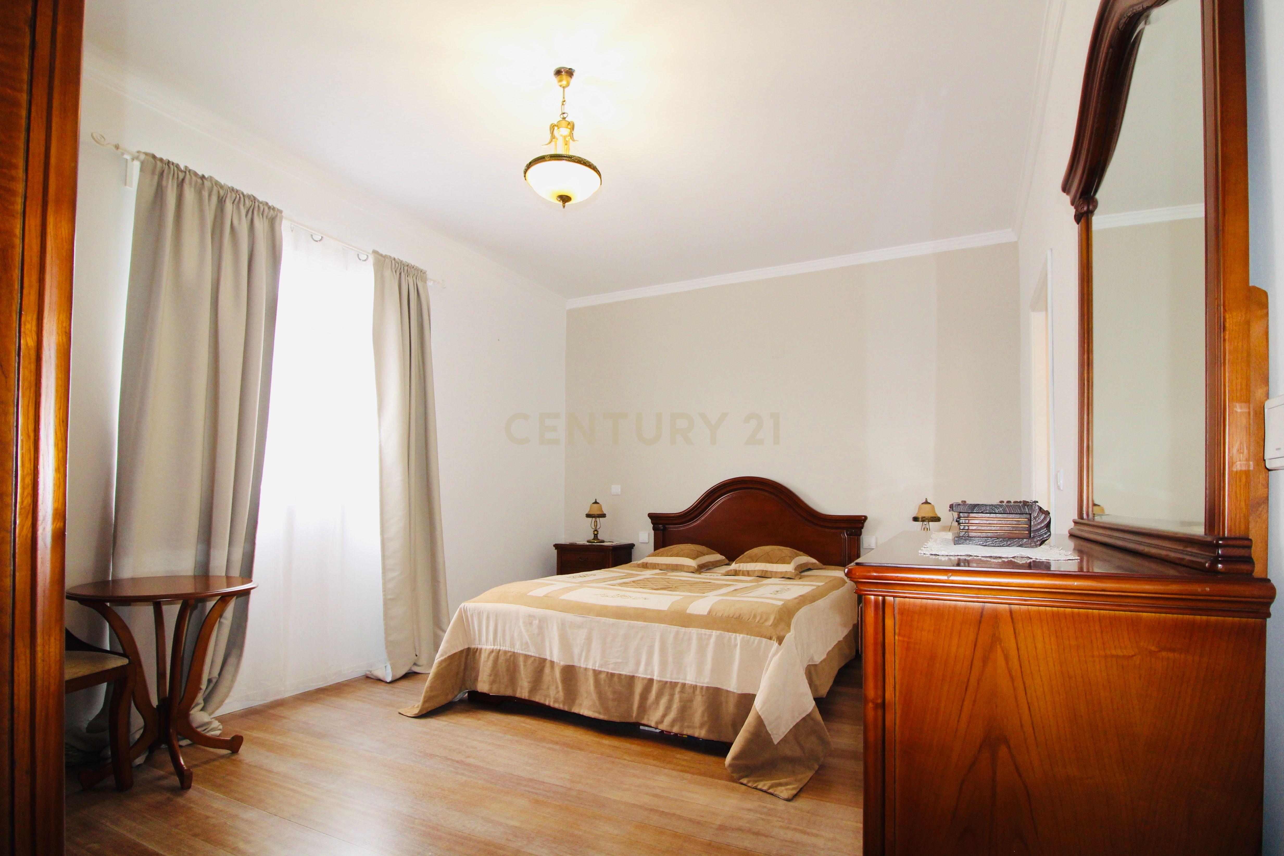 Moradia T4 - Campanario - Ribeira Brava - Image 9