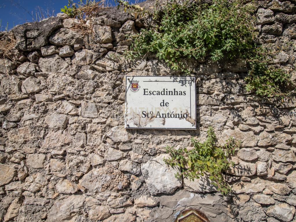 Casa para Recuperar em Montemor o Velho - 4 Quartos, 166m² - Image 56