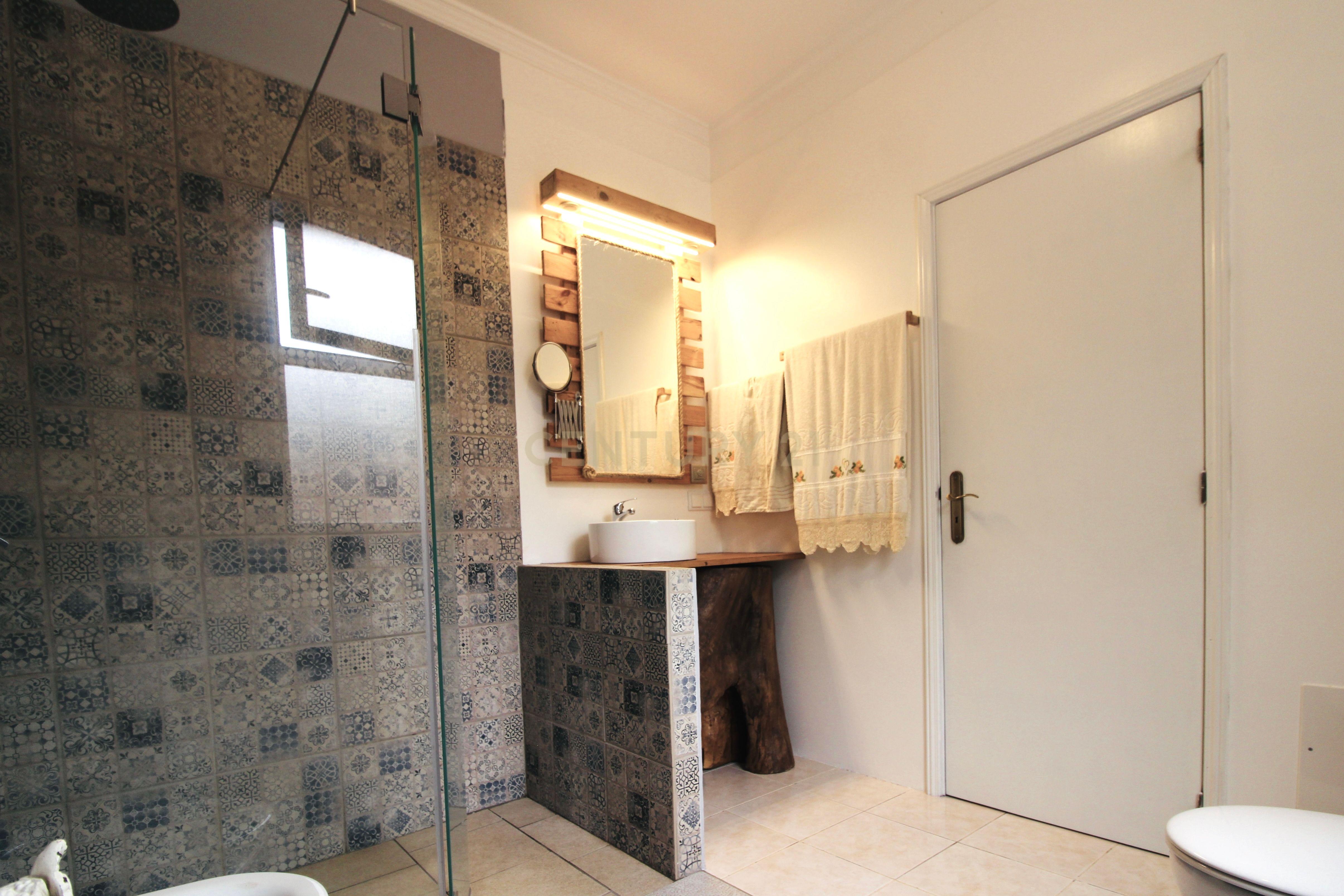 Moradia T4 - Campanario - Ribeira Brava - Image 12