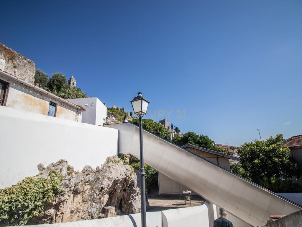 Casa para Recuperar em Montemor o Velho - 4 Quartos, 166m² - Image 59