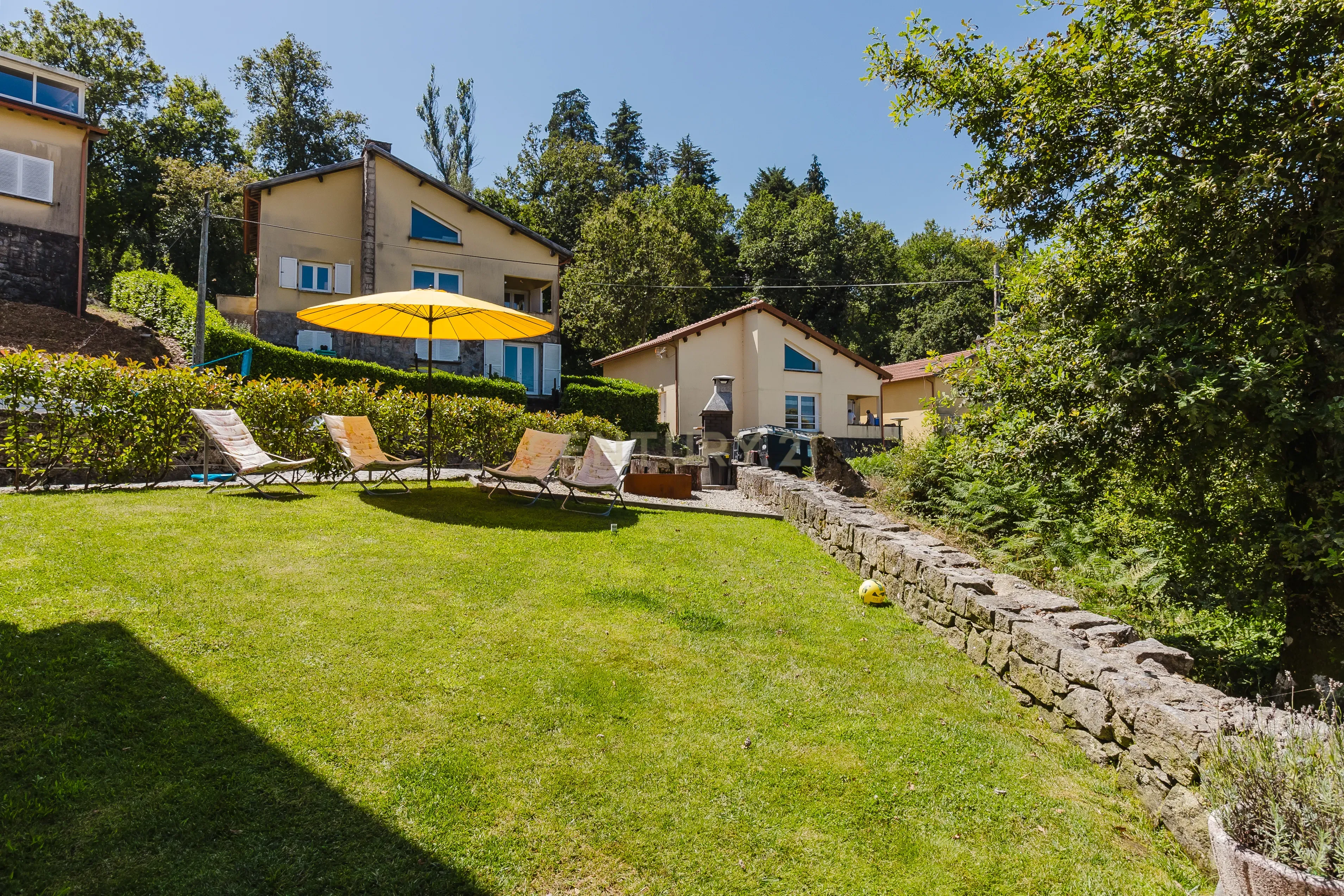 Casa Exuberante T4 com Piscina e Jacuzzi junto ao Rio na zona do Gerês - Image 46