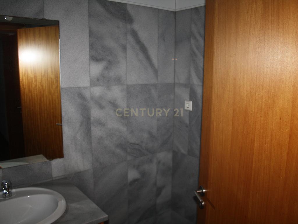 Apartamento - T2 - Quinta da Seara - Oliveira do Douro - Vila Nova de Gaia - Image 40