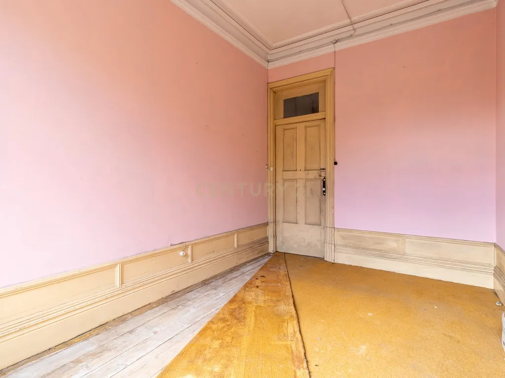 Prédio nas belas artes - Porto - Image 13