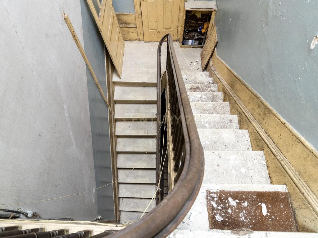 Prédio nas belas artes - Porto - Image 16