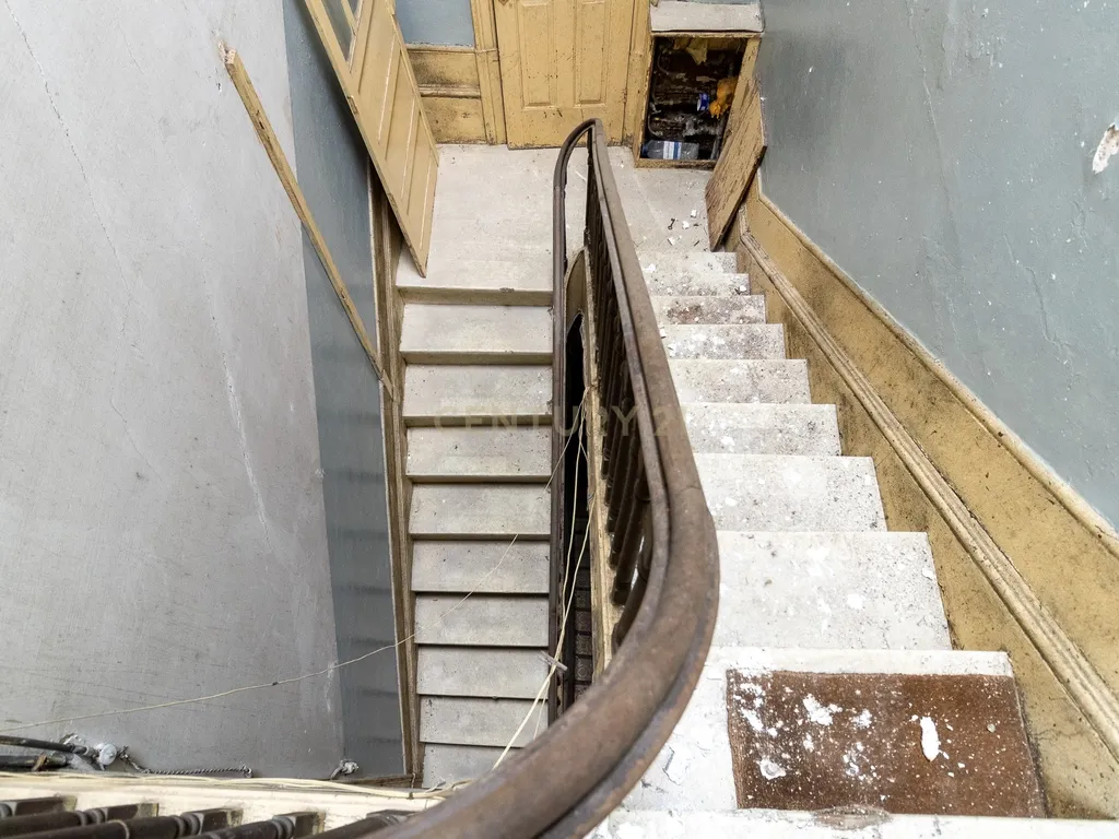 Prédio nas belas artes - Porto - Image 16