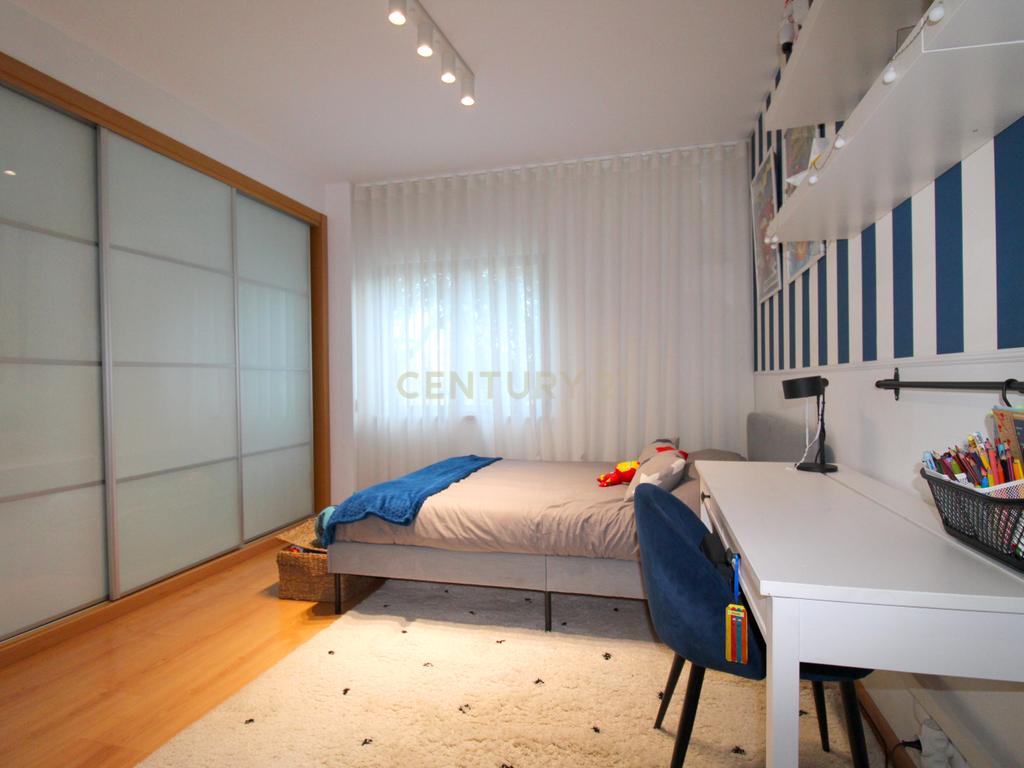 T3 com terraço e box na Quinta de Santa Rita - Image 18