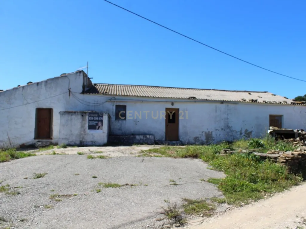 Moradia para restaurar em Alcaria de Cume ( Sta Catarina da Fonte do Bispo ) - Image 13