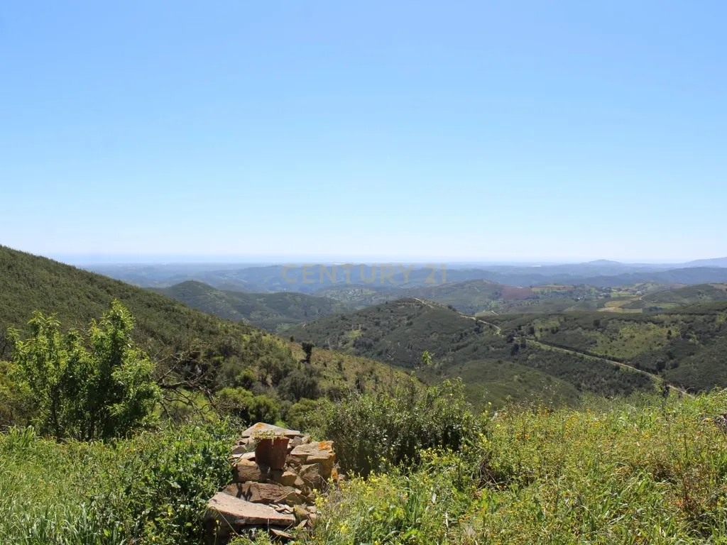 Moradia para restaurar em Alcaria de Cume ( Sta Catarina da Fonte do Bispo ) - Image 17