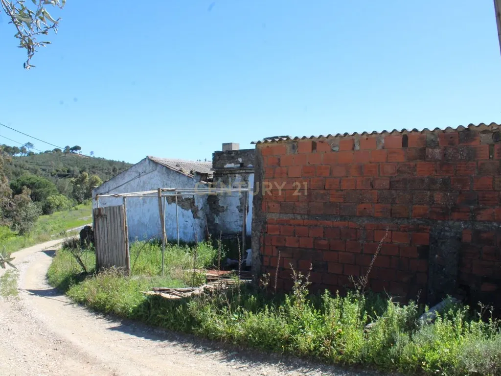Moradia para restaurar em Alcaria de Cume ( Sta Catarina da Fonte do Bispo ) - Image 15