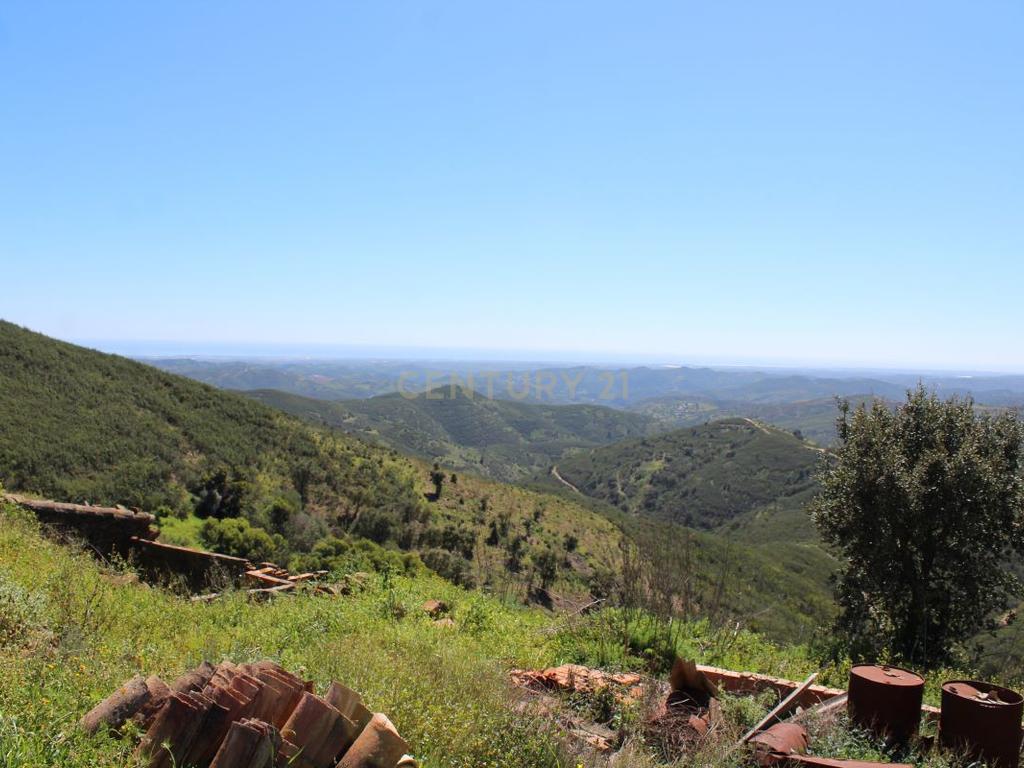 Moradia para restaurar em Alcaria de Cume ( Sta Catarina da Fonte do Bispo ) - Image 3