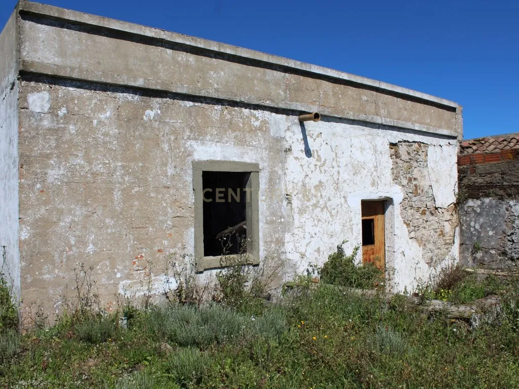 Moradia para restaurar em Alcaria de Cume ( Sta Catarina da Fonte do Bispo ) - Image 26