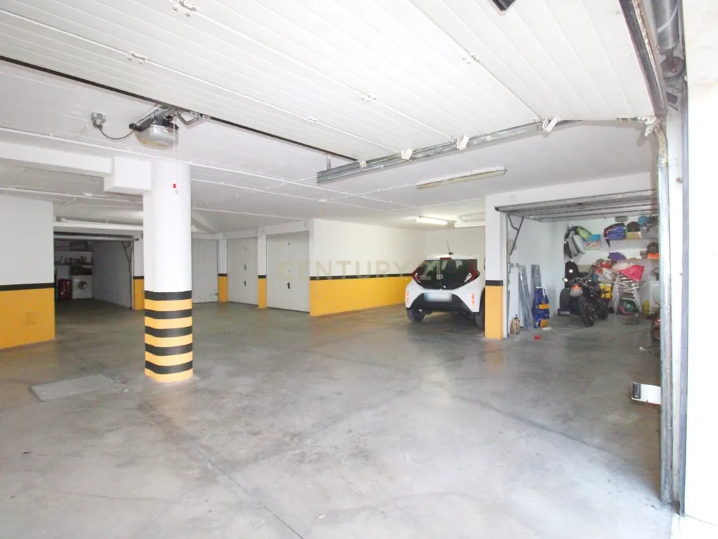 T3 com terraço e box na Quinta de Santa Rita - Image 29