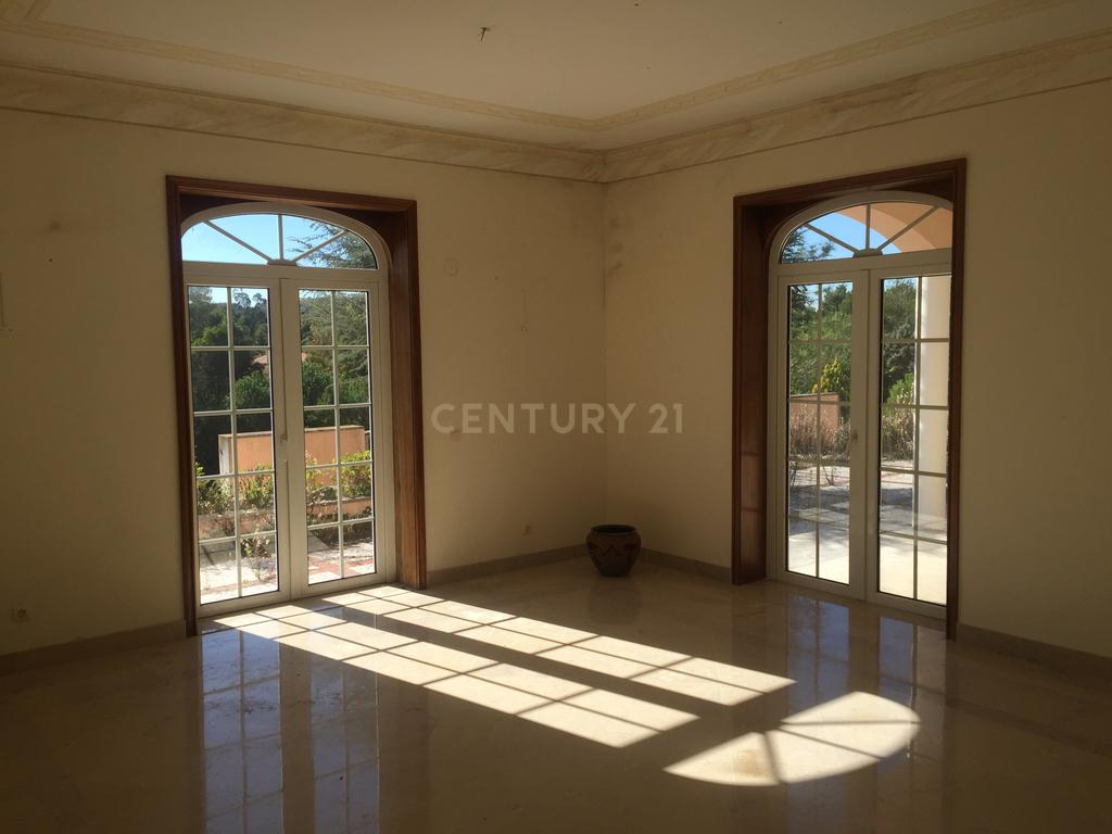 Moradia de luxo V7 localizada junto ao Belas Club de Campo - Image 18