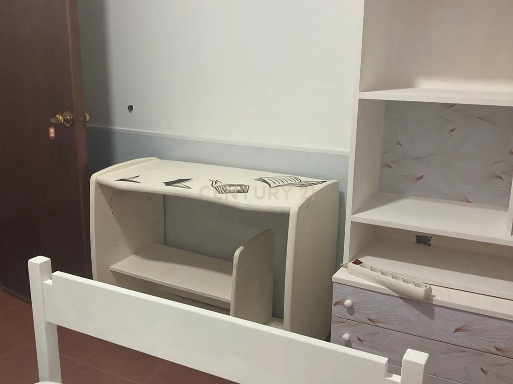 Apartamento T3 em Angra do Heroísmo para arrendamento - Image 4