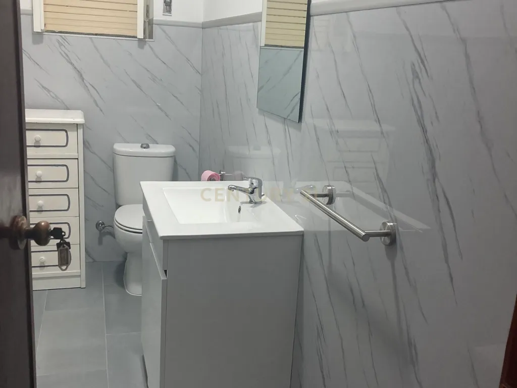 Apartamento T3 em Angra do Heroísmo para arrendamento - Image 5