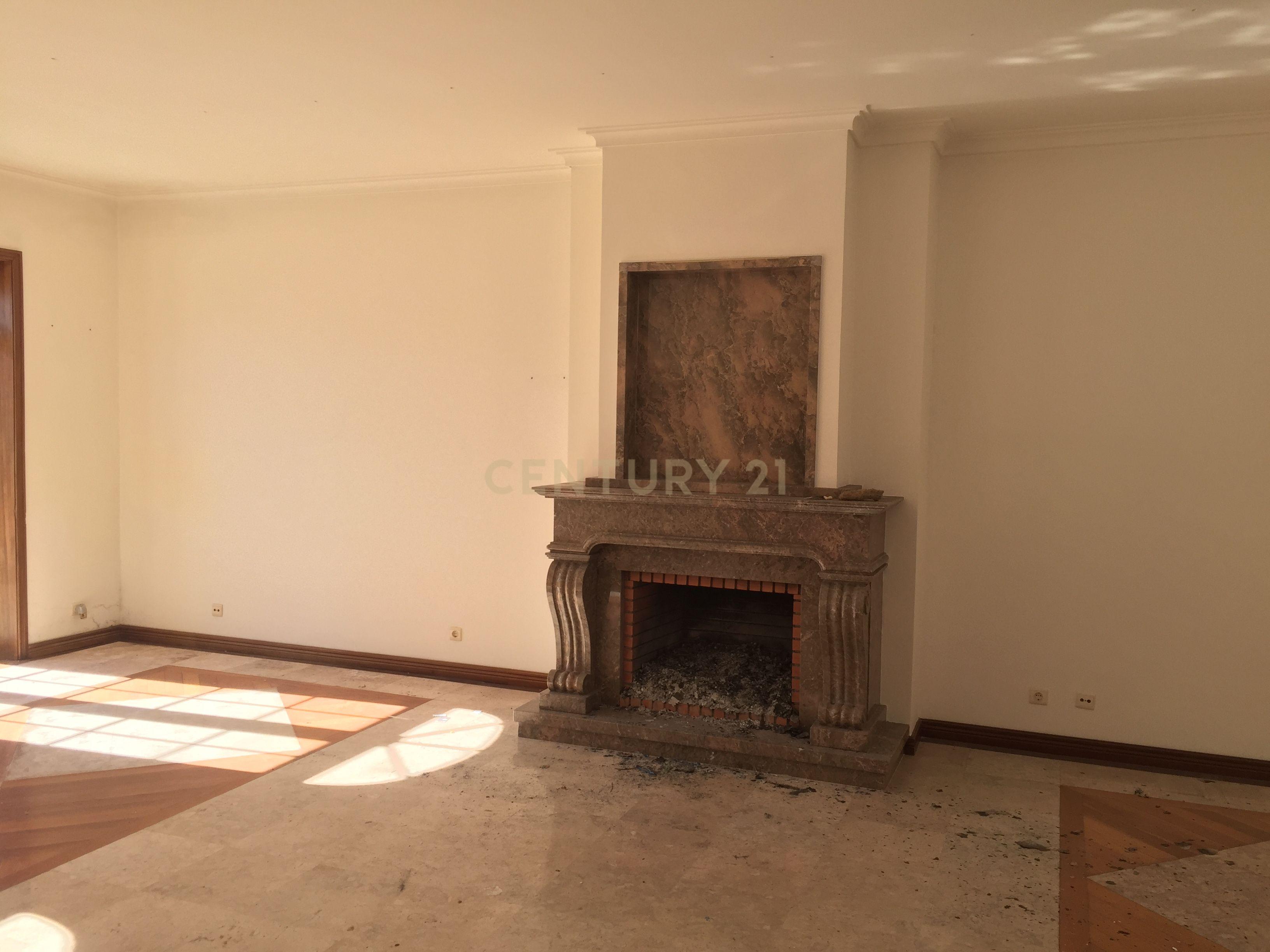 Moradia de luxo V7 localizada junto ao Belas Club de Campo - Image 7