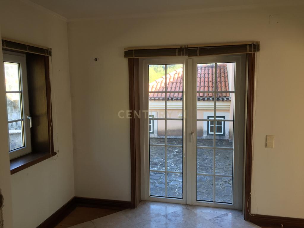 Moradia de luxo V7 localizada junto ao Belas Club de Campo - Image 8