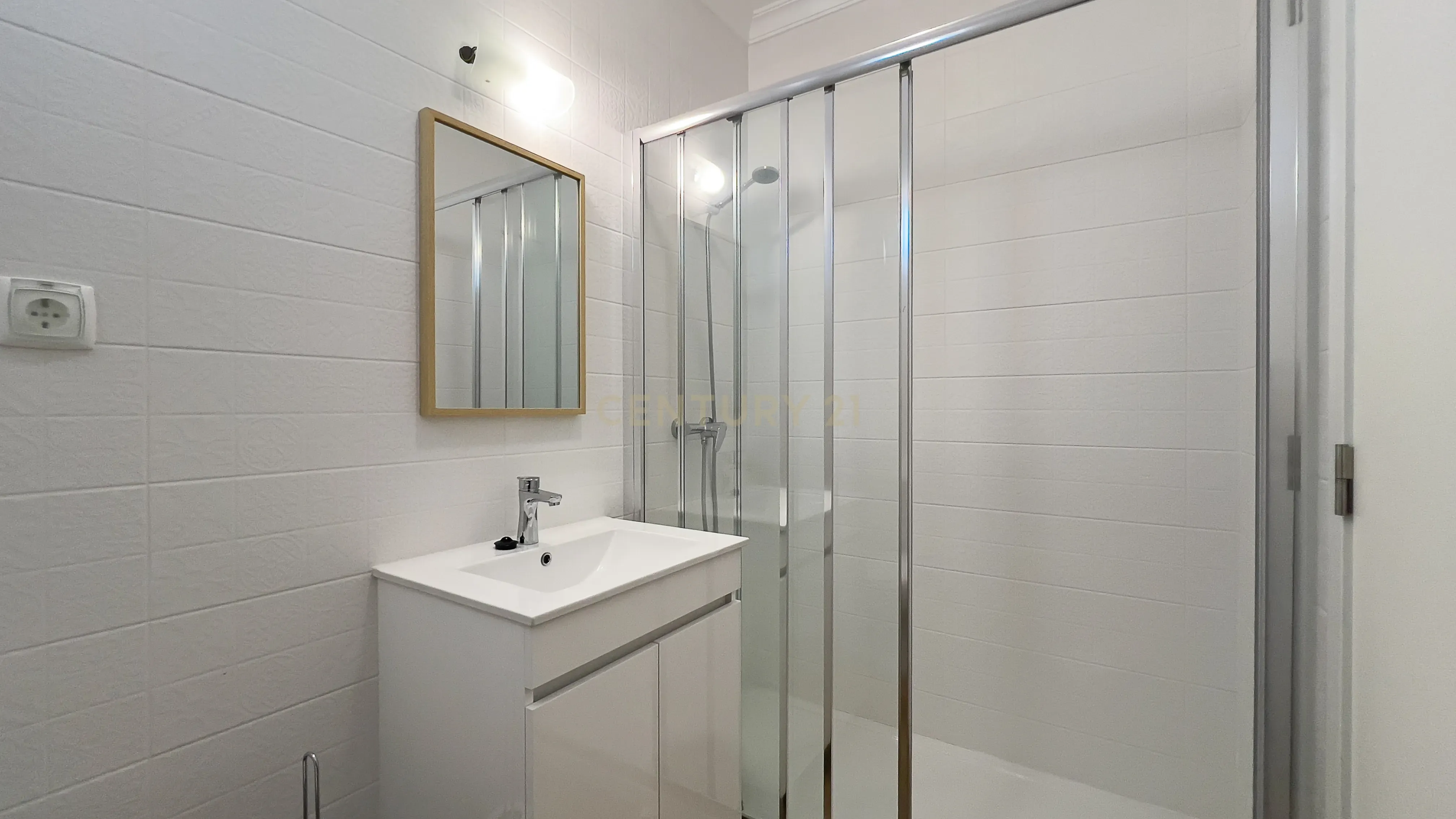APARTAMENTO T3 NO CENTRO DE ALCOUTIM - Image 25