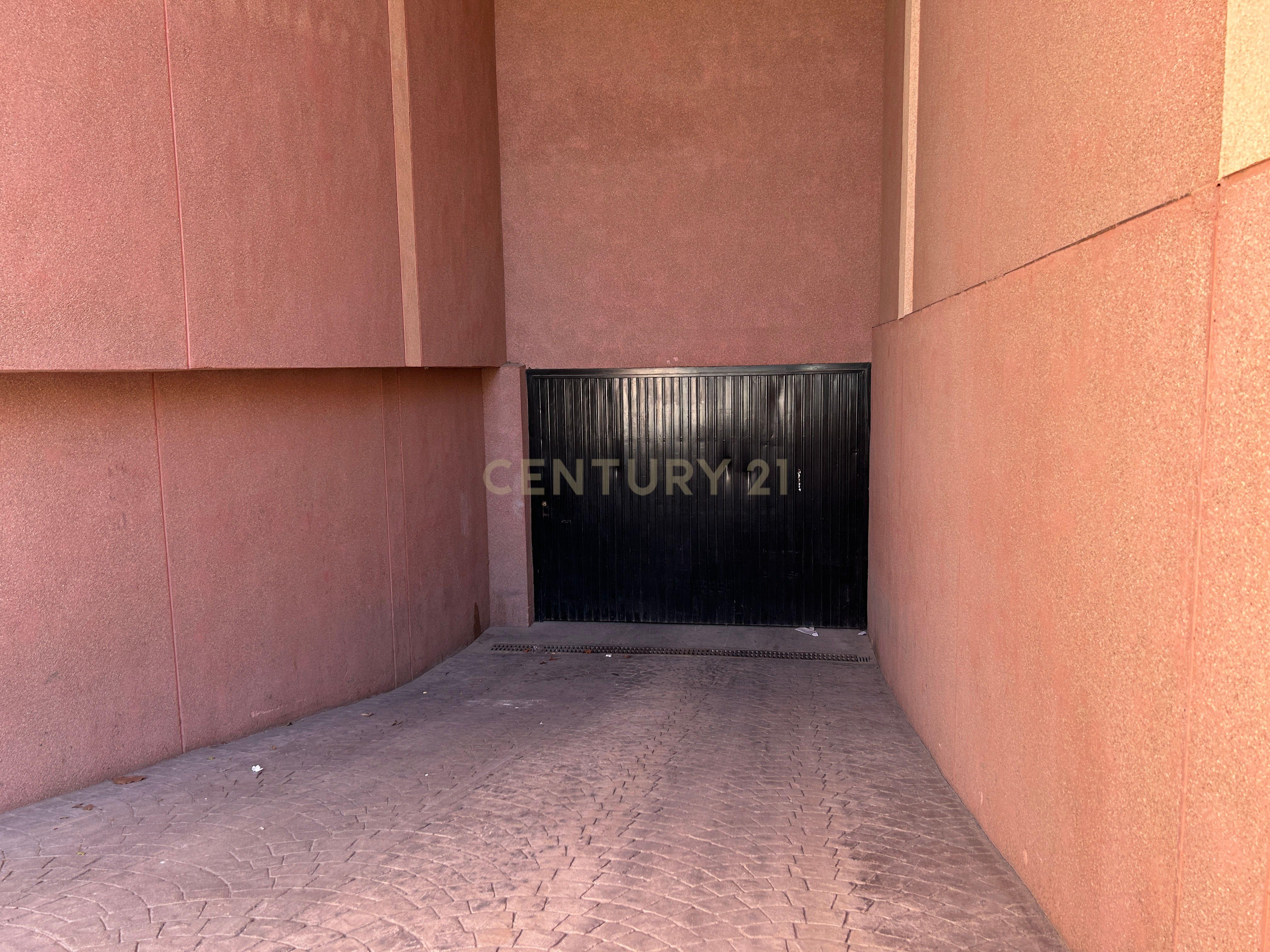 undefined - Image 1