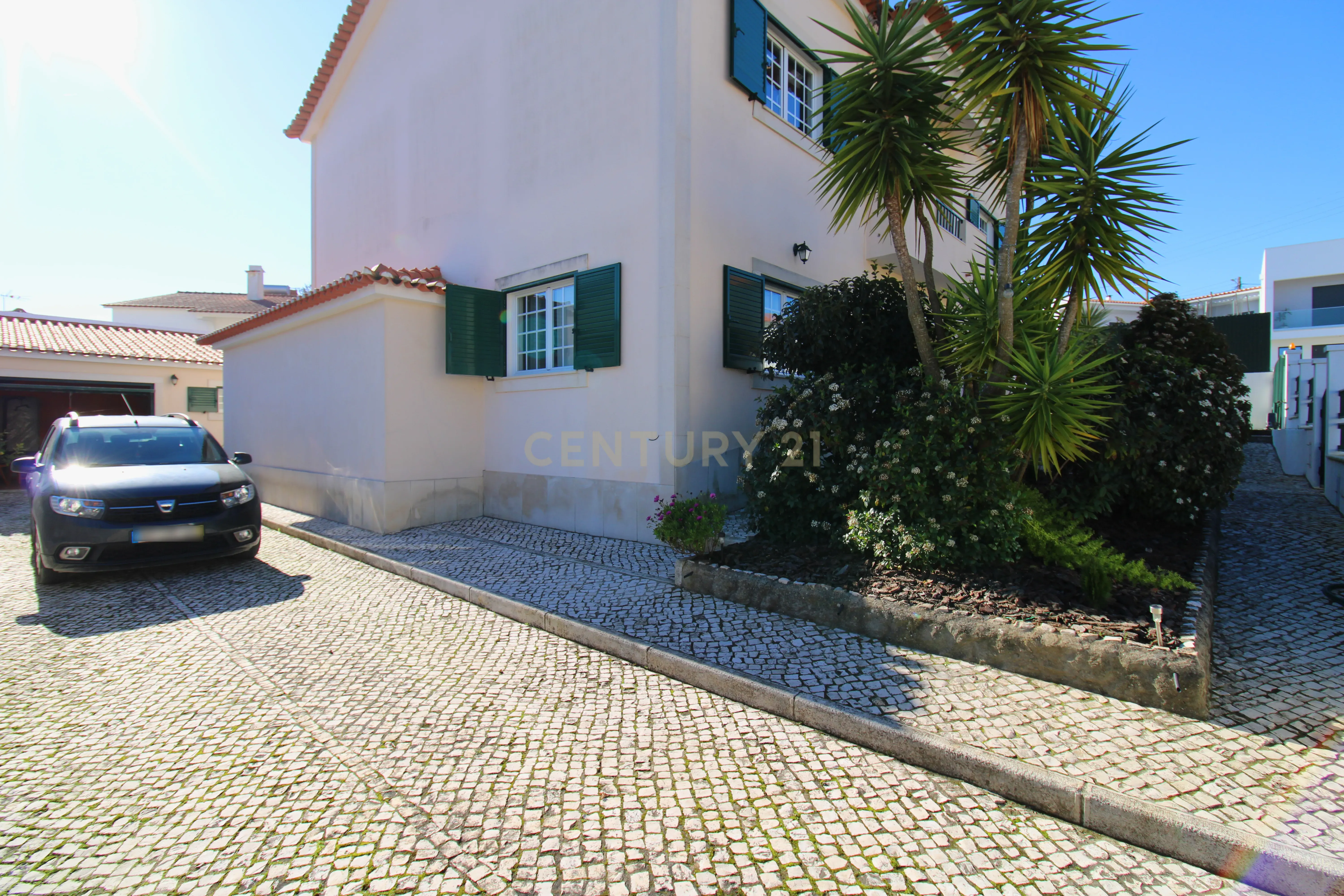 Moradia Isolada T5 com Piscina - Santarém - Image 51
