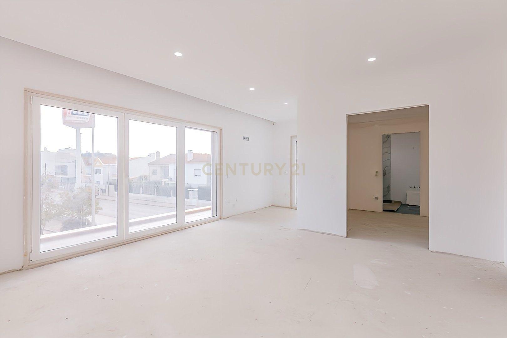 Moradia T4 em Santo António da Charneca – Barreiro, Vinha da Padeira - Image 12