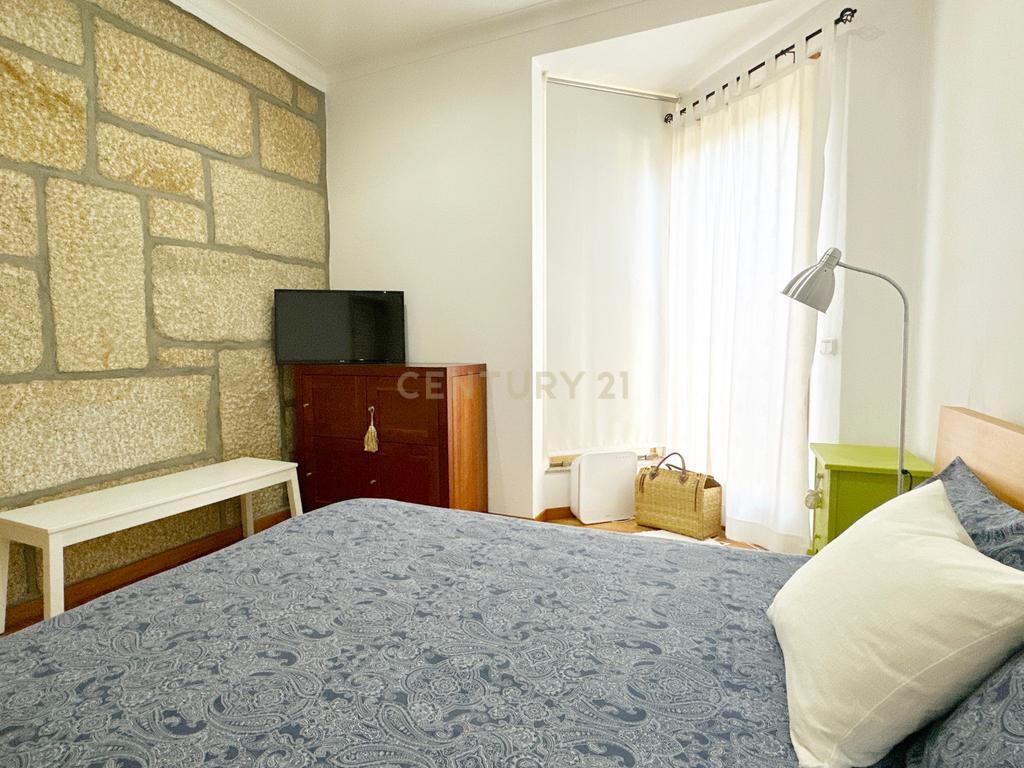 Moradia com Piscina e Jardim - Felgueiras - Image 23