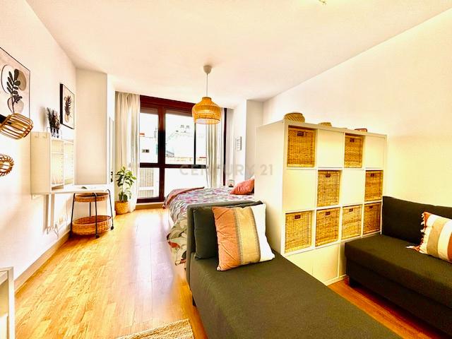 undefined - Image 4