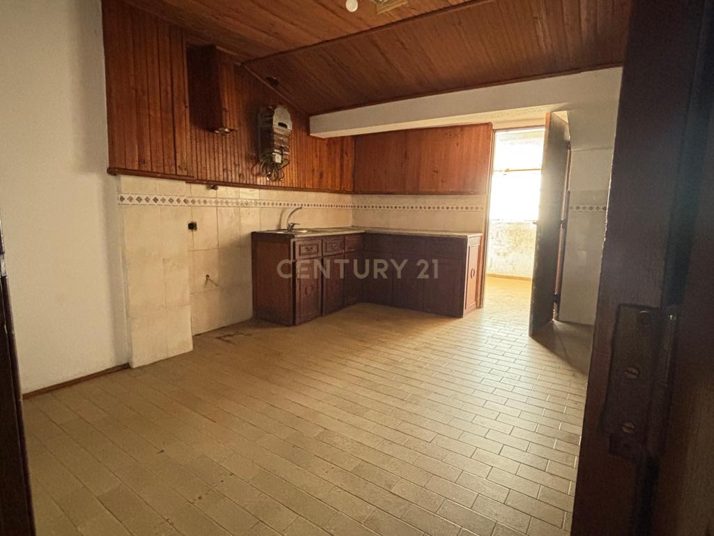 Apartamento T2 Castelo Branco - Image 8