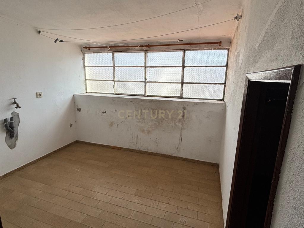 Apartamento T2 Castelo Branco - Image 9