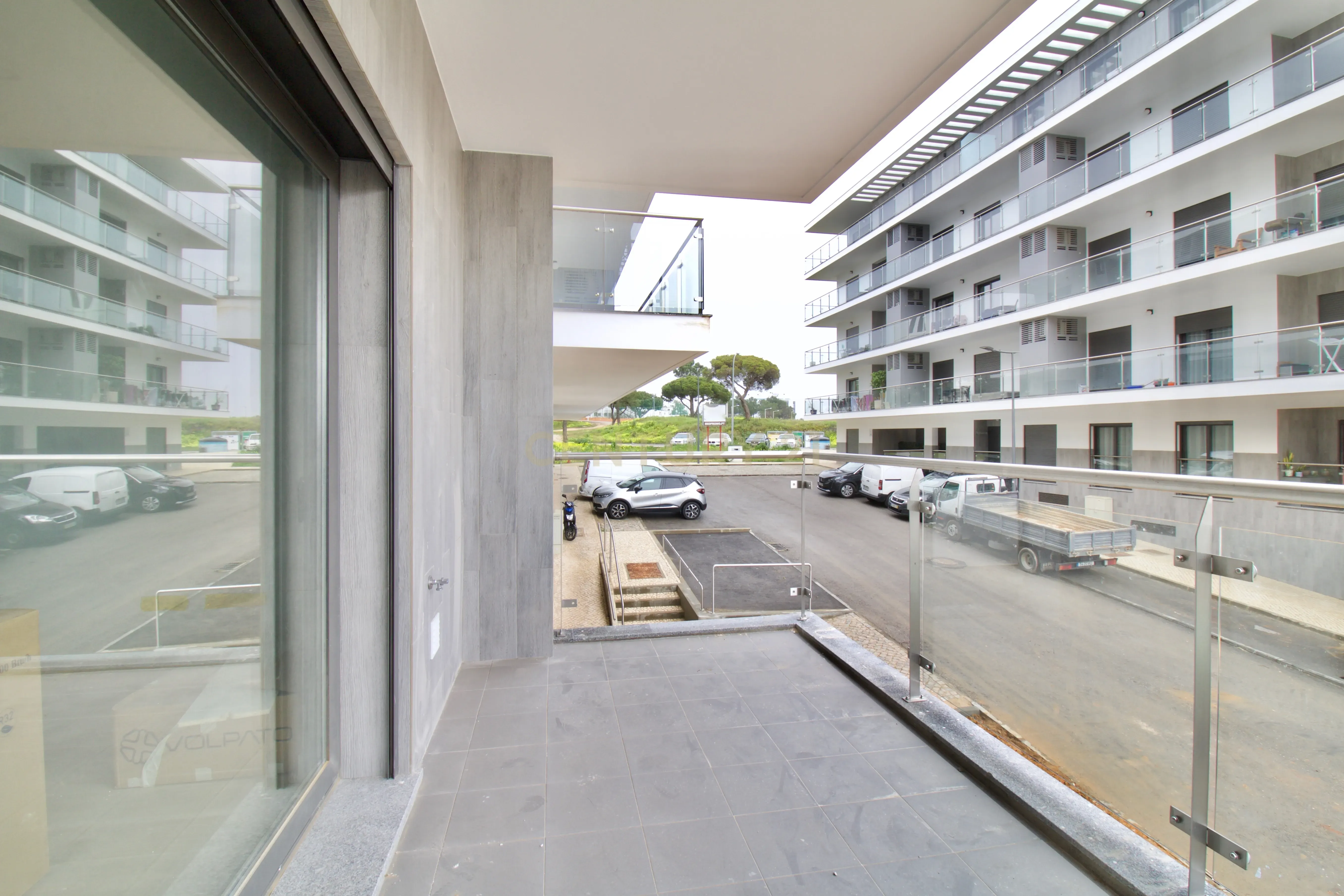 Apartamento de 3 Assoalhadas a 250m da praia em Quarteira - Image 5