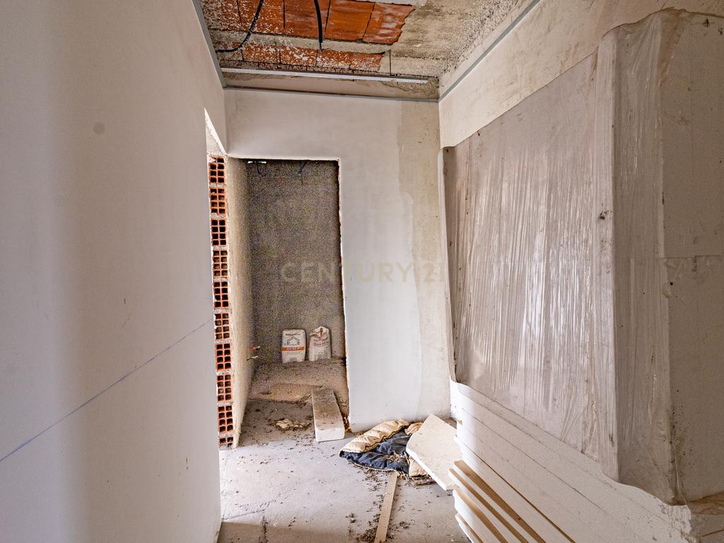 Moradia em construção - Campo de Víboras - Image 12