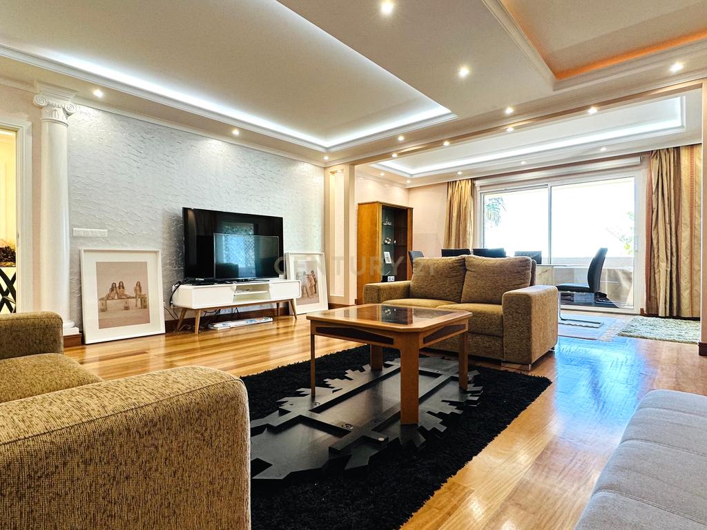 Apartamento T4 em condomínio fechado - Funchal - Ilha da Madeira - Image 11