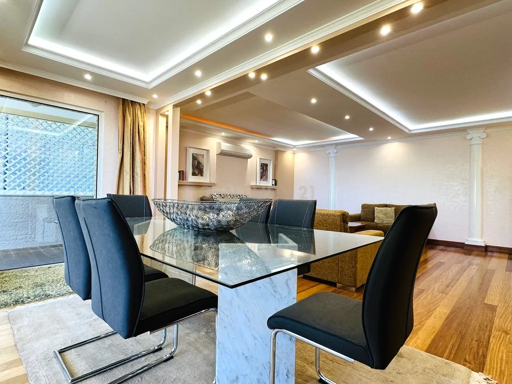 Apartamento T4 em condomínio fechado - Funchal - Ilha da Madeira - Image 9