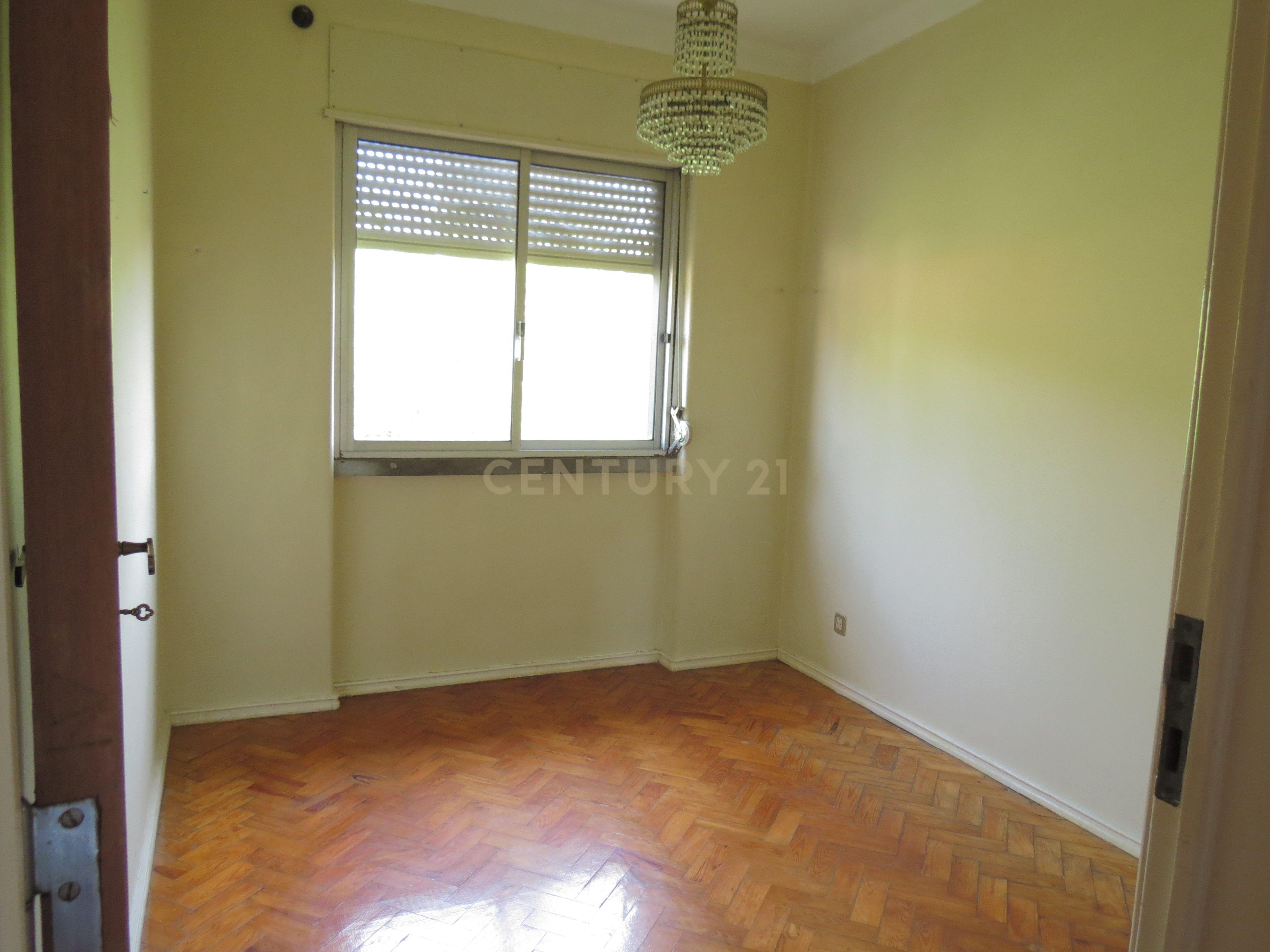 Moradia V5 em Idanha, Belas - Image 20