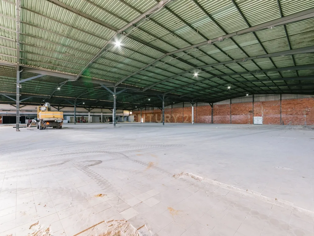 Armazém no Porto Alto (Estrada Nacional 10) - Image 31