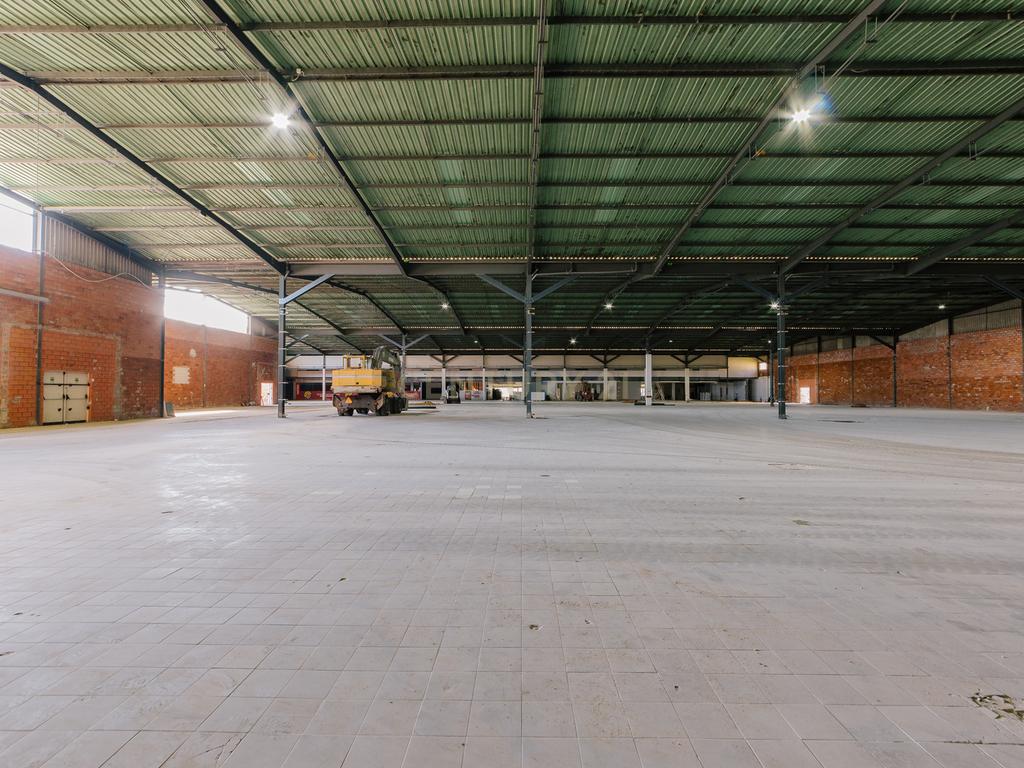 Armazém  no Porto Alto (Estrada Nacional 10) - Image 9
