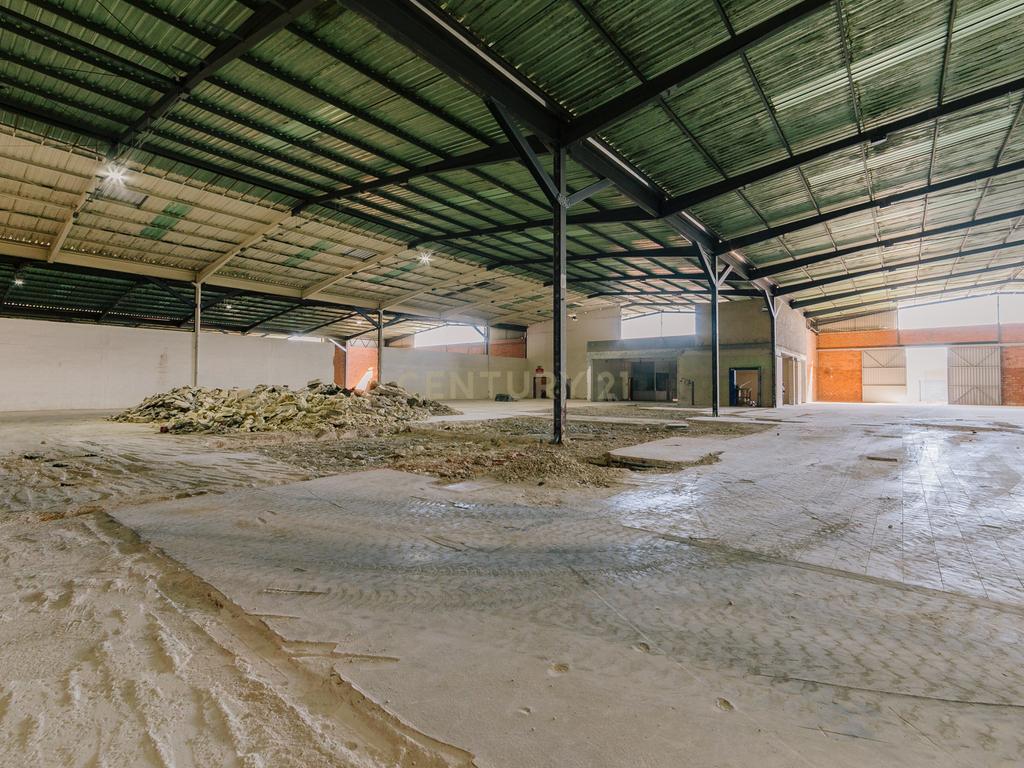 Armazém  no Porto Alto (Estrada Nacional 10) - Image 4