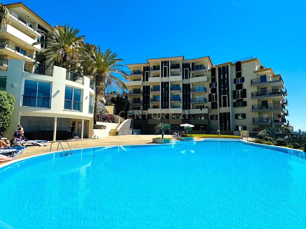 Apartamento T4 em condomínio fechado - Funchal - Ilha da Madeira - Image 1