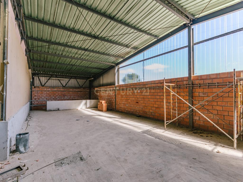 Armazém  no Porto Alto (Estrada Nacional 10) - Image 17