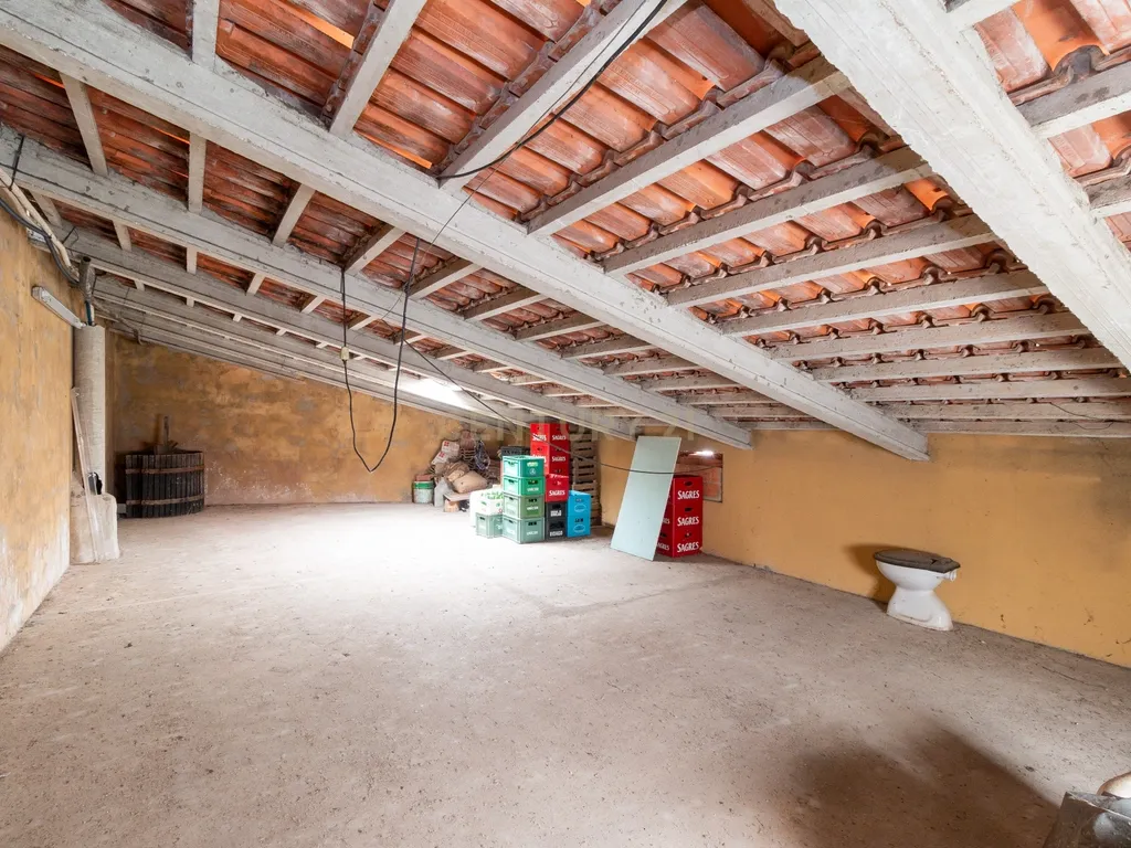 🏡 Moradia T3+1 com sótão habitável e espaço comercial! 🌟 - Image 49